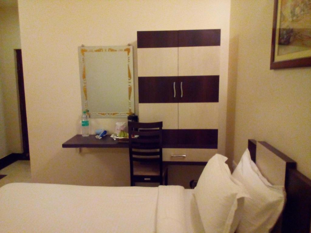 Divine Destination Hotel Varanasi Exterior foto
