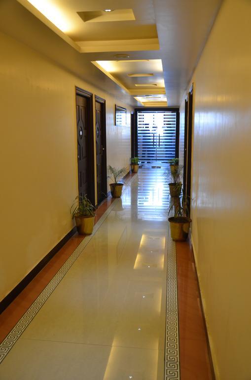 Divine Destination Hotel Varanasi Exterior foto